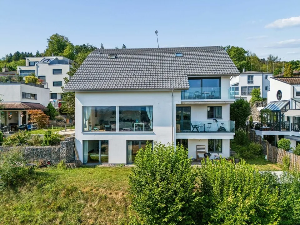 5.5-Zimmer-Maisonettewohnung mit Weitsicht ins Limmattal