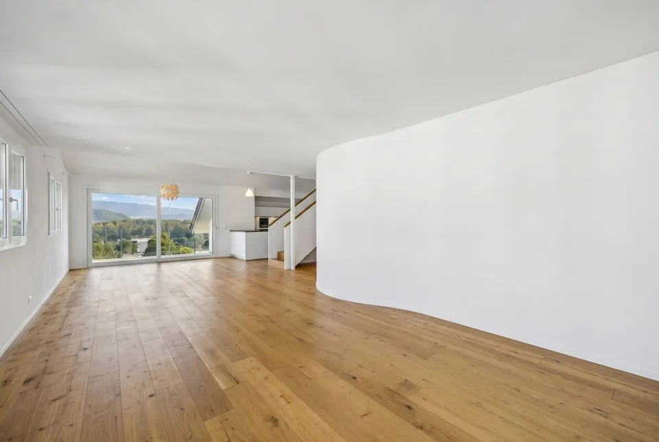 5.5-Zimmer-Maisonettewohnung mit Weitsicht ins Limmattal
