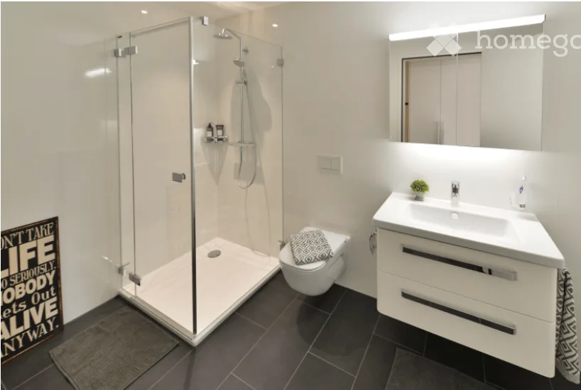 4.5-room apartment in Greppen – modern, quiet and lakefront