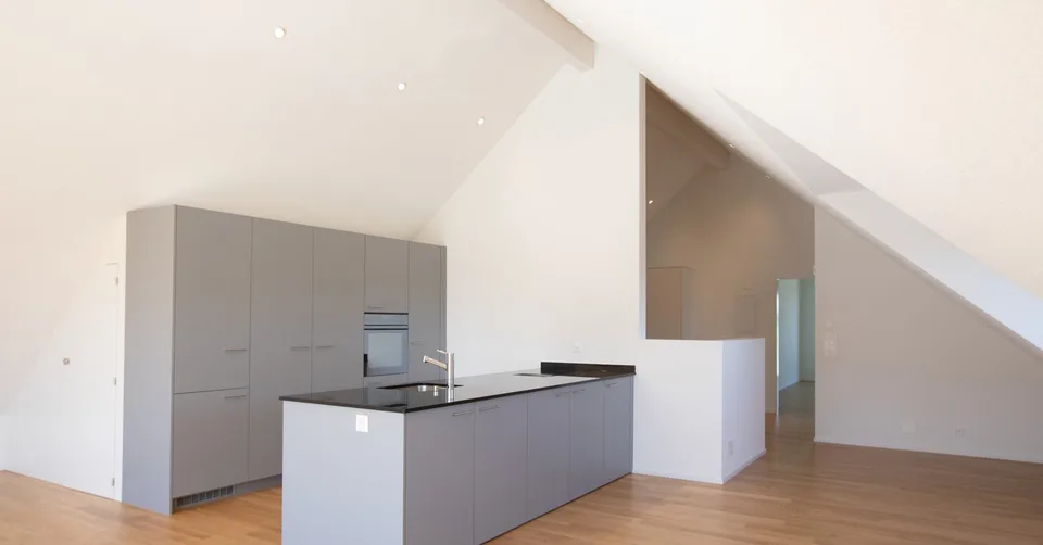 Grosse 3½-Zimmer Dachwohnung in Boningen