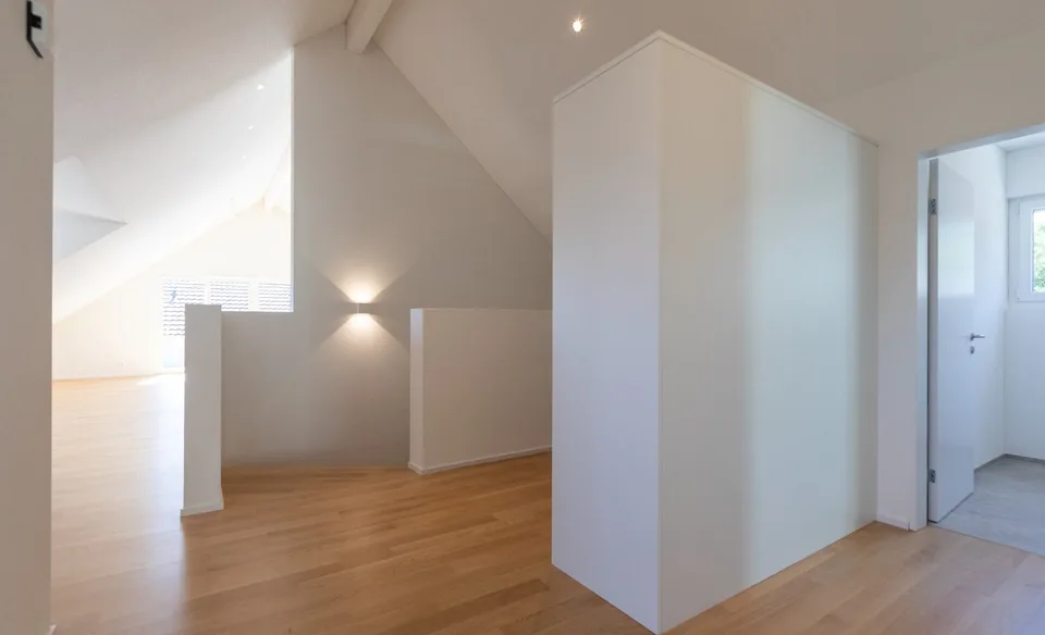 Grosse 3½-Zimmer Dachwohnung in Boningen
