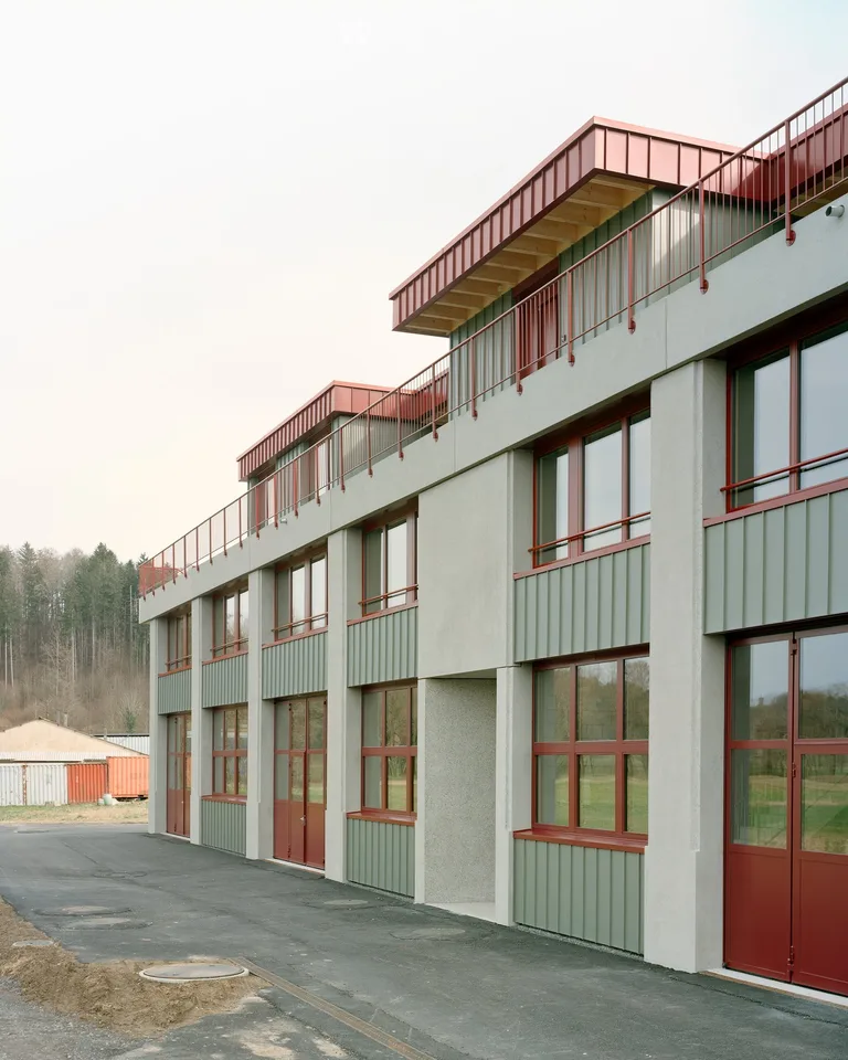 New 148 m² workshop for rent in Forel (Lavaux)