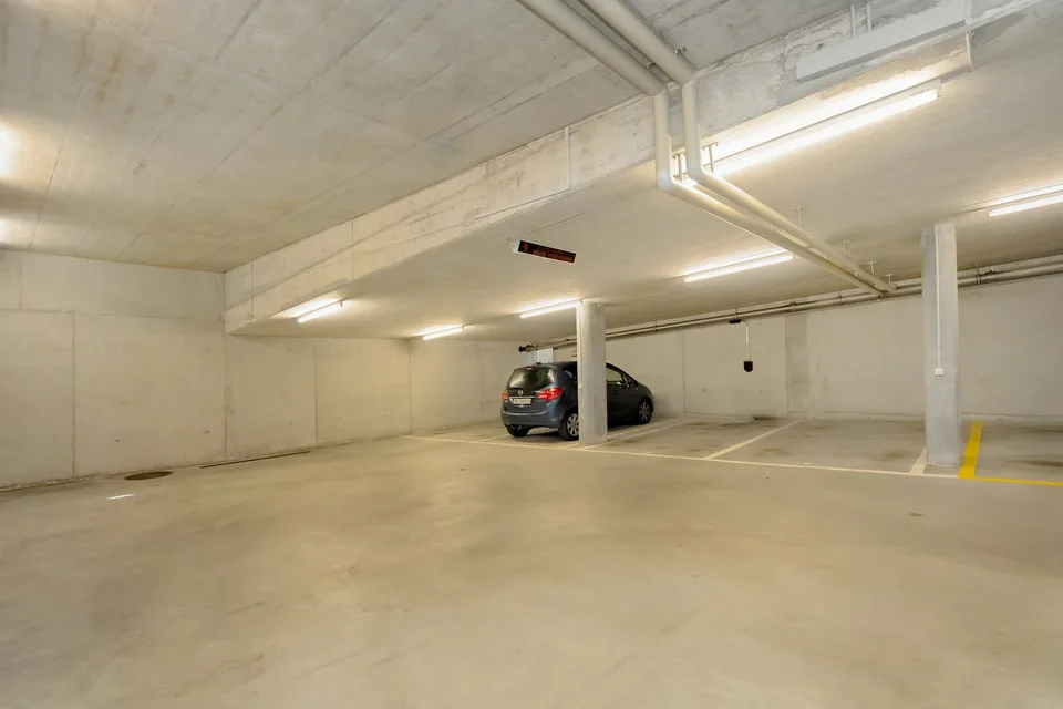 Modernes Attikawohnen im Zentrum von Bolligen