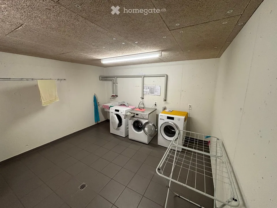 MAGLIASO – MAGNIFICO 3.5 LOCALI CON FINITURE DI STANDING SUPERIORE E PISCINA PRIVATA