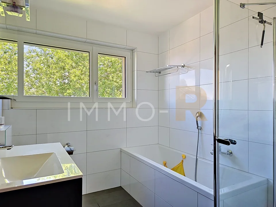Semi-detached house with garden