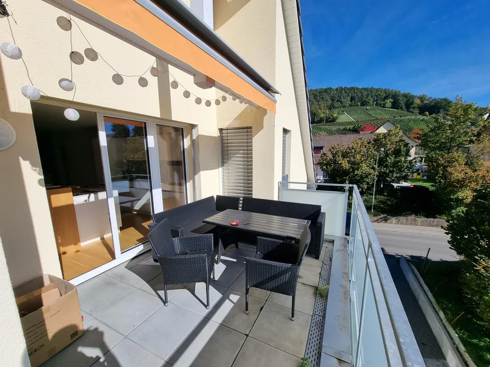 Appartamento moderno con balcone a Stammheim