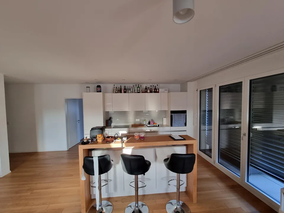 Appartamento moderno con balcone a Stammheim