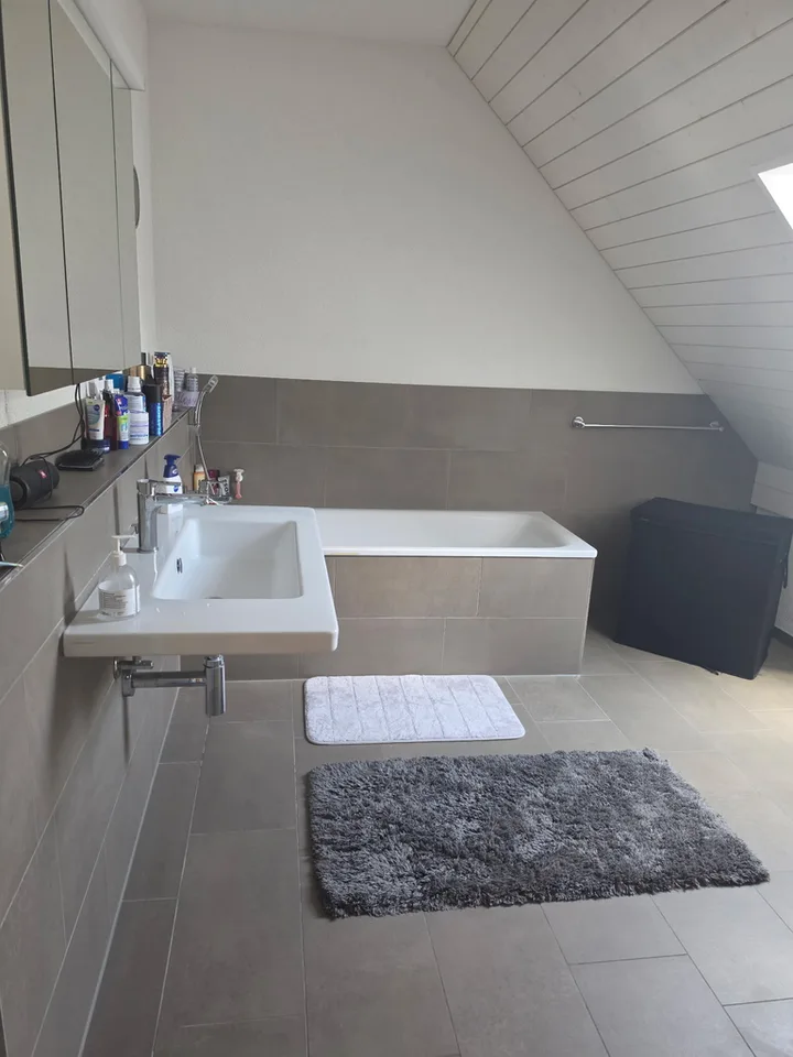 Appartamento moderno con balcone a Stammheim