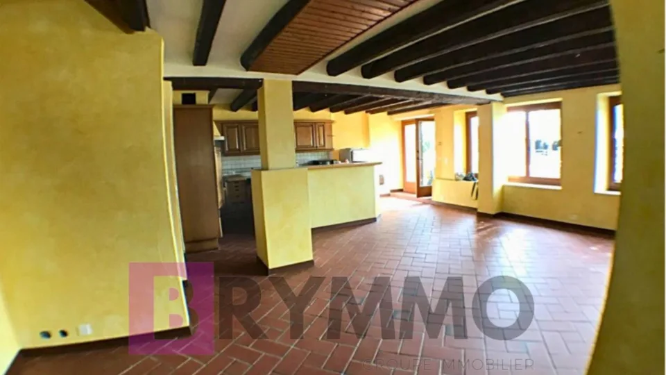 Prächtiges renoviertes Pferdegestüt – 3 Apartments – Ogens (VD)
