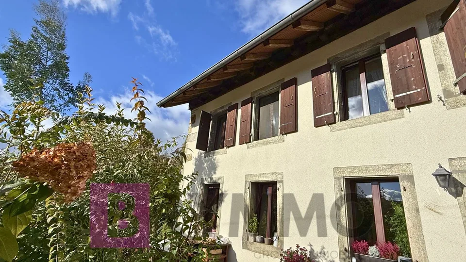 Prächtiges renoviertes Pferdegestüt – 3 Apartments – Ogens (VD)