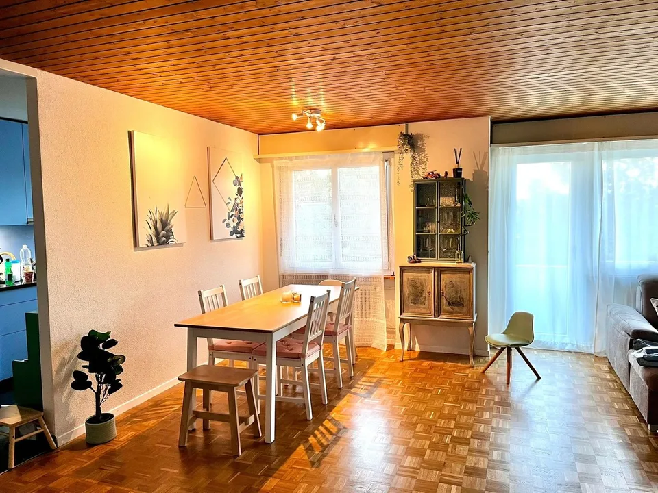 Inviting 4.5-room apartment with balcony in Uettligen