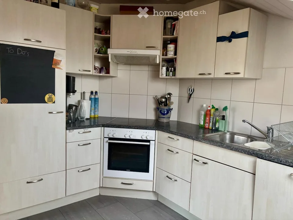 Bright 4.5-room apartment on the 3rd floor in Bern-Bümpliz