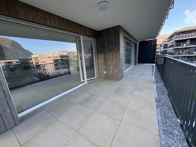 Moderne 3.5-Zimmer-Wohnung mit Balkon in Aigle