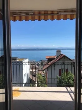 Appartement avec balcon et vue sur le lac - Neuchâtel