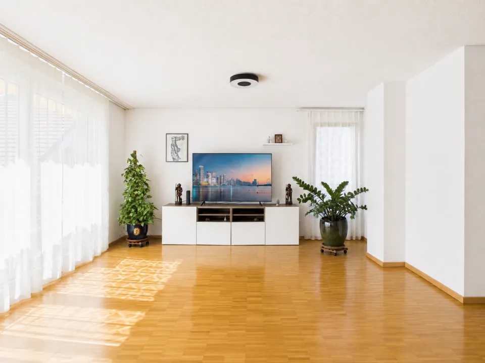 VIEL PLATZ UND HELLE ZIMMER AN ZENTRALER LAGE