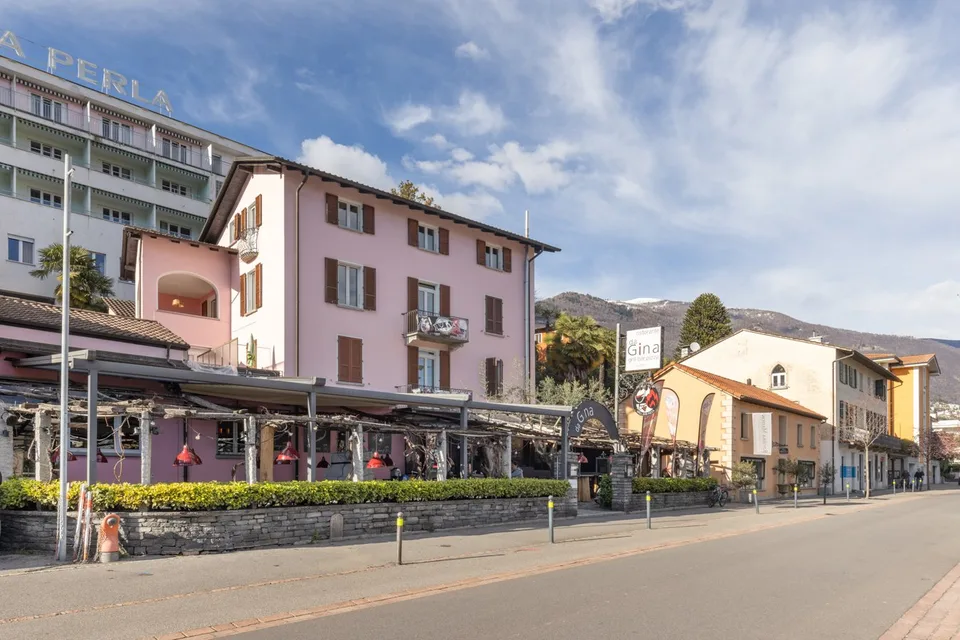 Monolocale arredato e attrezzato con piccola terrazza - Ascona centro
