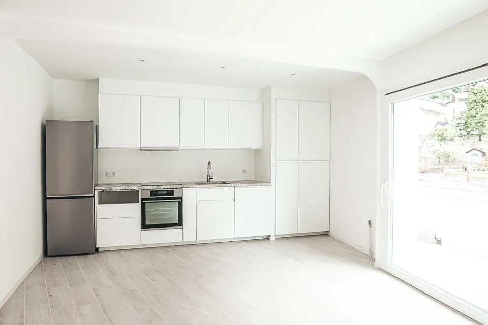 Renovated 2.5-room apartment with balcony in Biasca