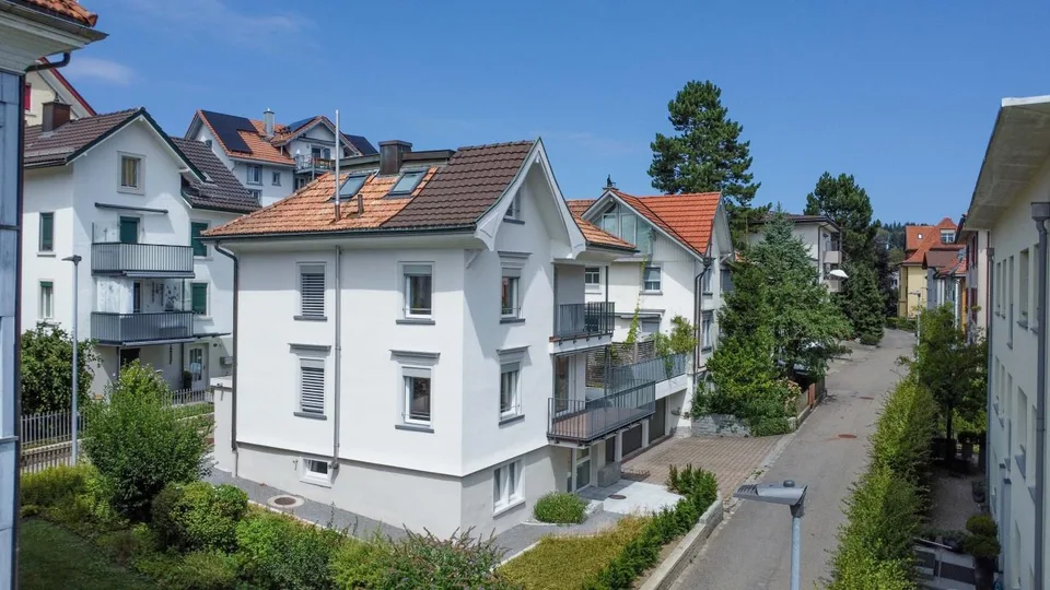 Mitten in Rotmonten - Einfamilienhaus mit Terrasse