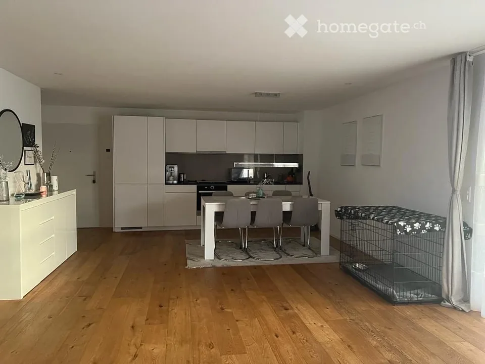 Moderne 3.5-Zimmer-Wohnung in Oftringen – Neubau vom 2020 mit Balkon und schöner Aussicht