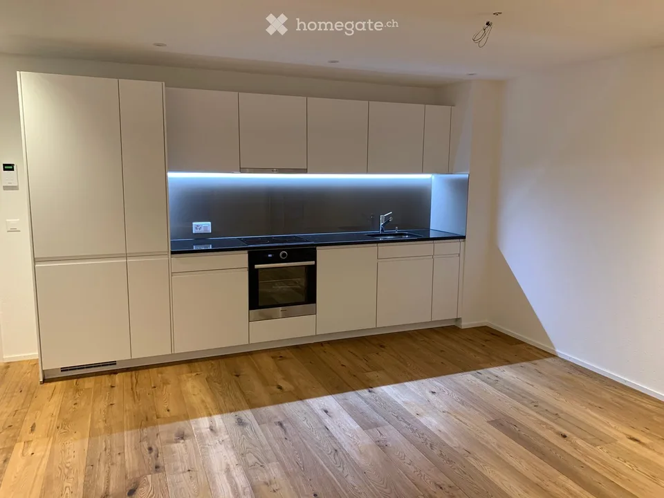 "Moderne 3.5-Zimmer-Wohnung in Oftringen