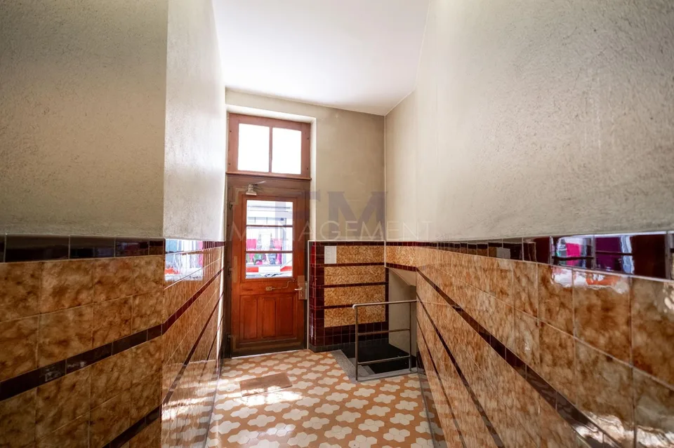 Carouge - Rue des Caroubiers - 2-Zimmer-Wohnung von etwa 47m2 im Erdgeschoss