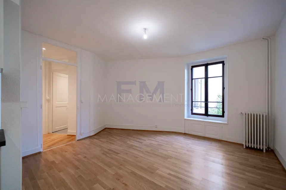 Carouge - Rue des Caroubiers - 2-Zimmer-Wohnung von etwa 47m2 im Erdgeschoss
