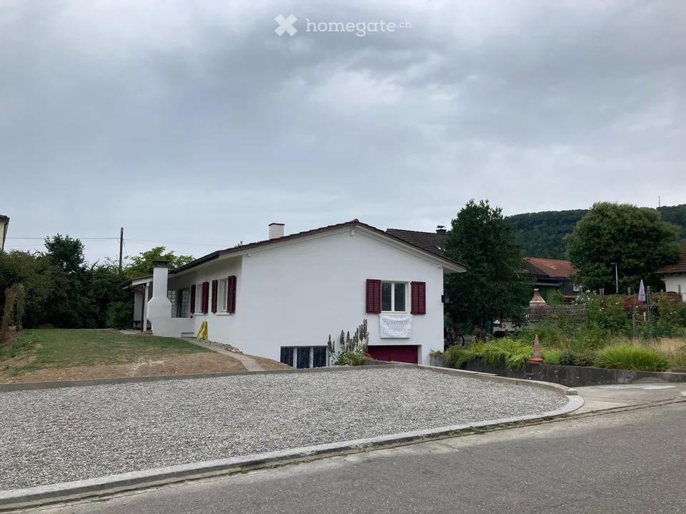 Freistehendes EFH mit grossem Umschwung, Möriken AG