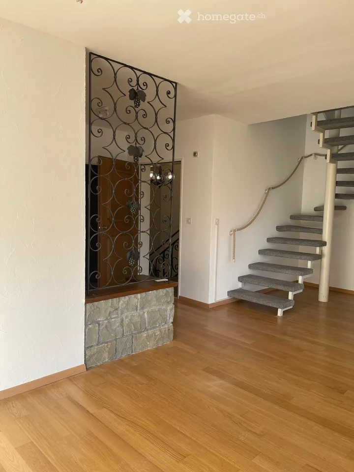 Appartement maisonnette panoramique et calme de 5 1/2 pièces à Jenins - Bündner Herrschaft