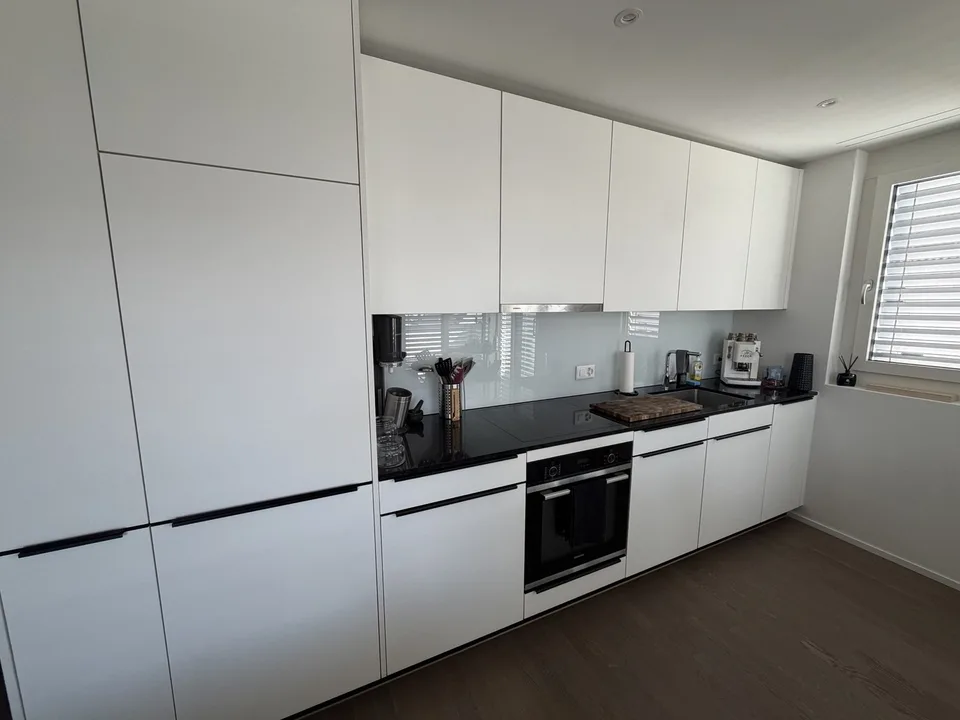 Modern 2.5-room apartment with balcony for rent in Wallisellen
