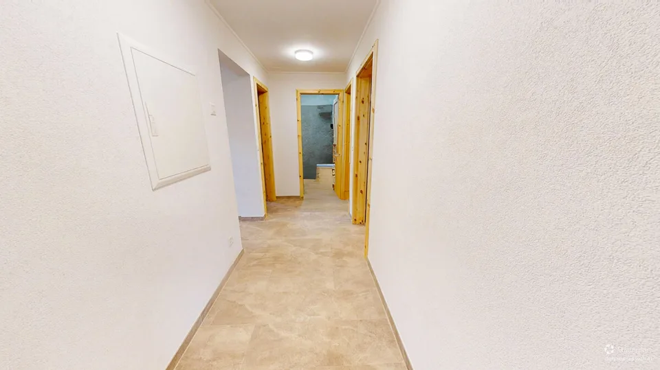 Primo affitto dopo ristrutturazione, appartamento 4,5 locali moderno con giardino e