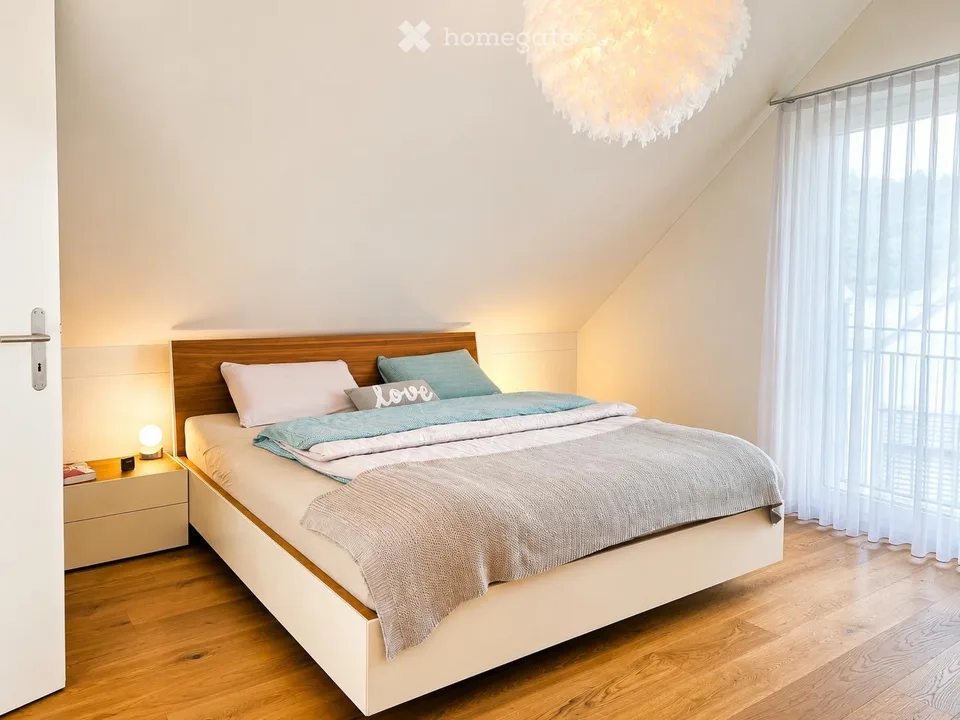 Deliziosa maisonetta di 4,5 locali a Glattfelden – Costruzione moderna con vista panoramica