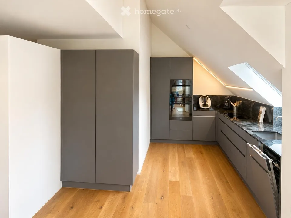 Deliziosa maisonetta di 4,5 locali a Glattfelden – Costruzione moderna con vista panoramica