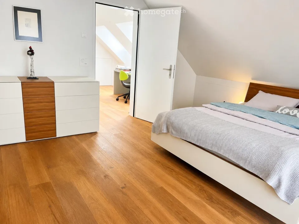 Deliziosa maisonetta di 4,5 locali a Glattfelden – Costruzione moderna con vista panoramica