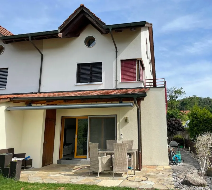 Nature right at the door - Top condition - Move in and feel at home - Quiet location with a wide view