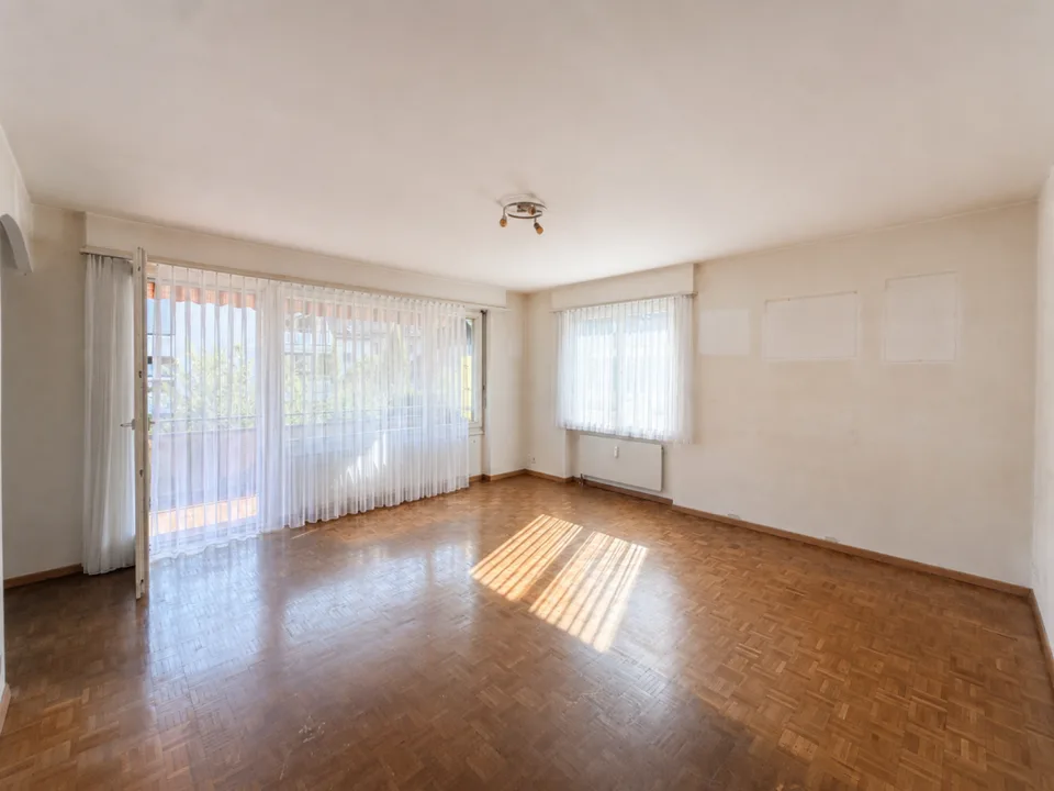 Espace pour vos idées : Appartement lumineux de 3,5 pièces en angle à Oberdorf BL