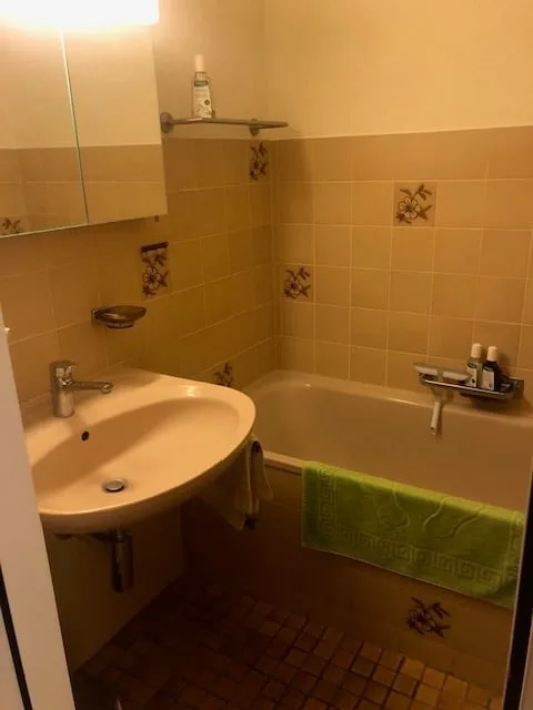 2 pièces dans une colocation avec salon commun et vue sur le lac à Hergiswil