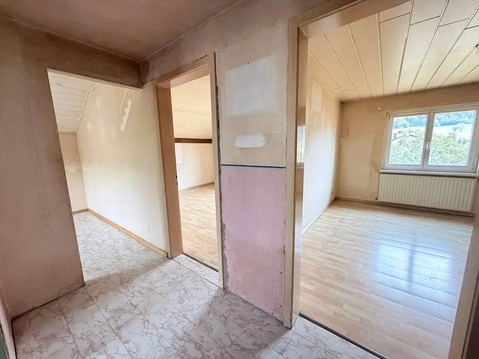 Haus, Develier - 560000