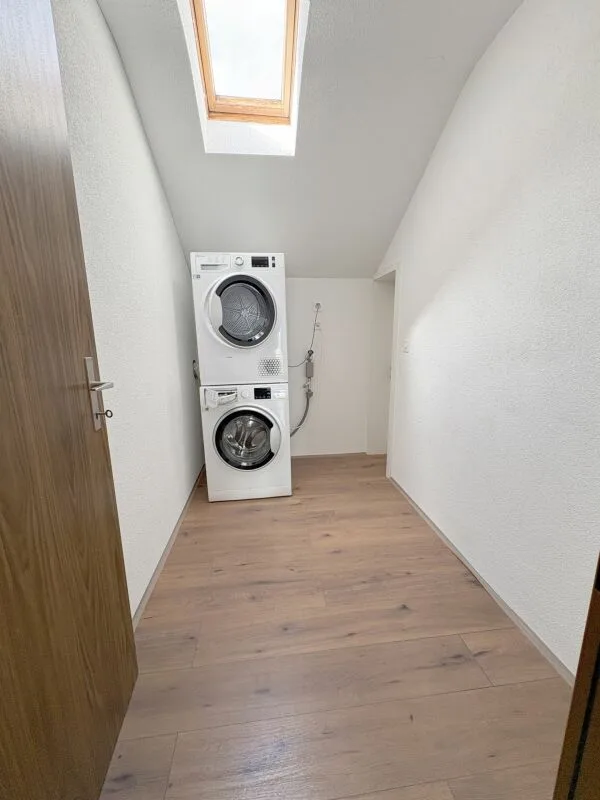 4.5-Zimmer-Wohnung mit traumhafter Aussicht und 170 m² Nutzfläche