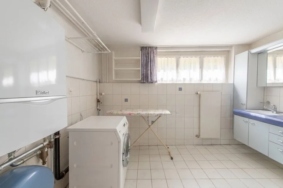 Your Home in the Green - Semi-Detached House with Large Garden