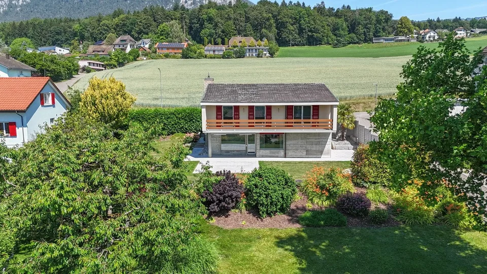 Lichtdurchflutetes Einfamilienhaus mit einzigartigem Alpenpanorama