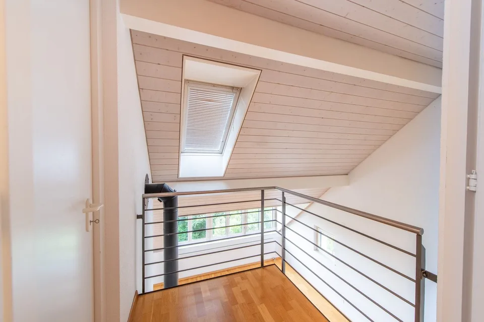 Duplex apartment with cozy chimney & private washing machine