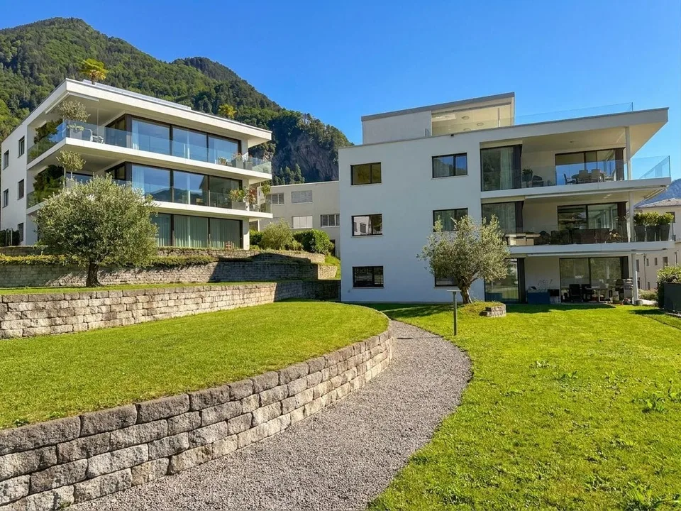 5.5-Zimmer-Maisonette mit unverbaubarer Seesicht, Gersau