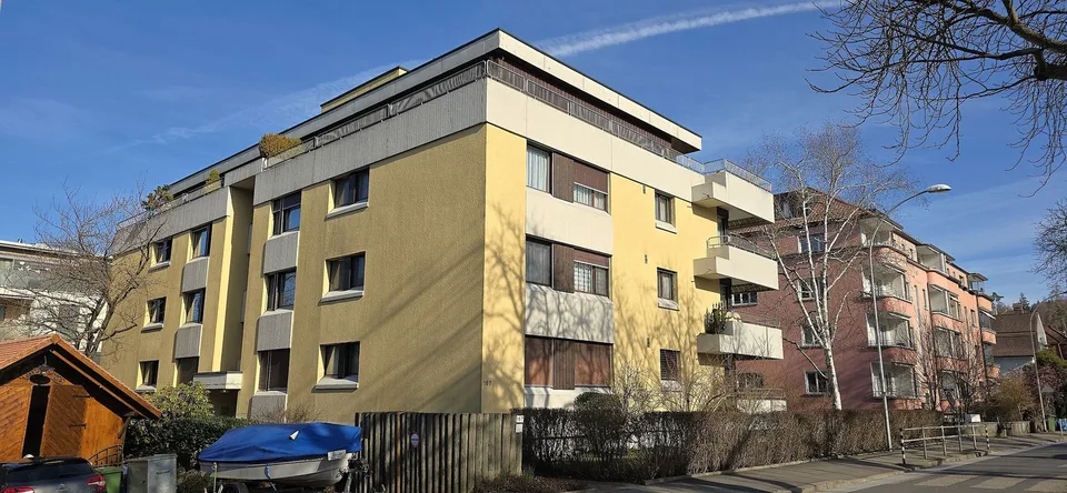 Appartement lumineux 4.5 pièces avec balcon panoramique à Bern Bümpliz - Votre nouvelle maison avec vue lointaine