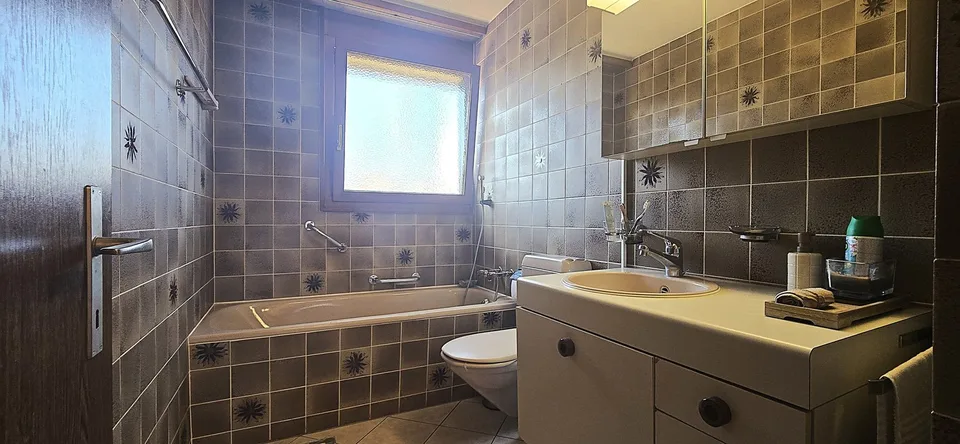 Appartement lumineux 4.5 pièces avec balcon panoramique à Bern Bümpliz - Votre nouvelle maison avec vue lointaine