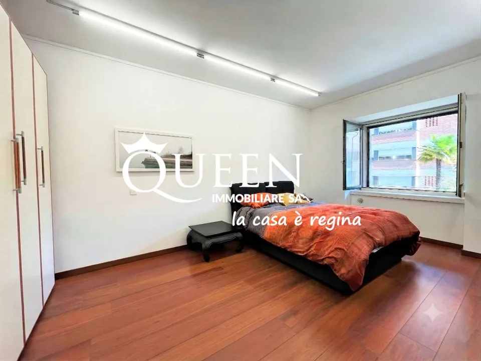 Lugano centre: appartement 5 pièces, 190 m², jardin privé, portique