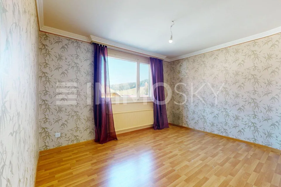 Beautiful bright apartment with balcony