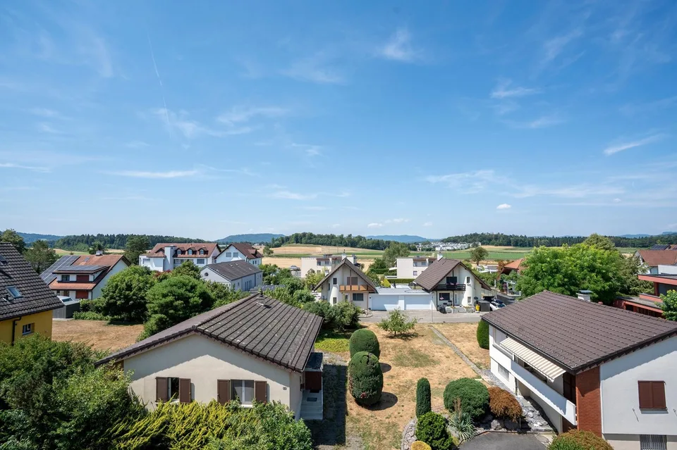 Beautiful 4.5-room attic apartment with a far-reaching view