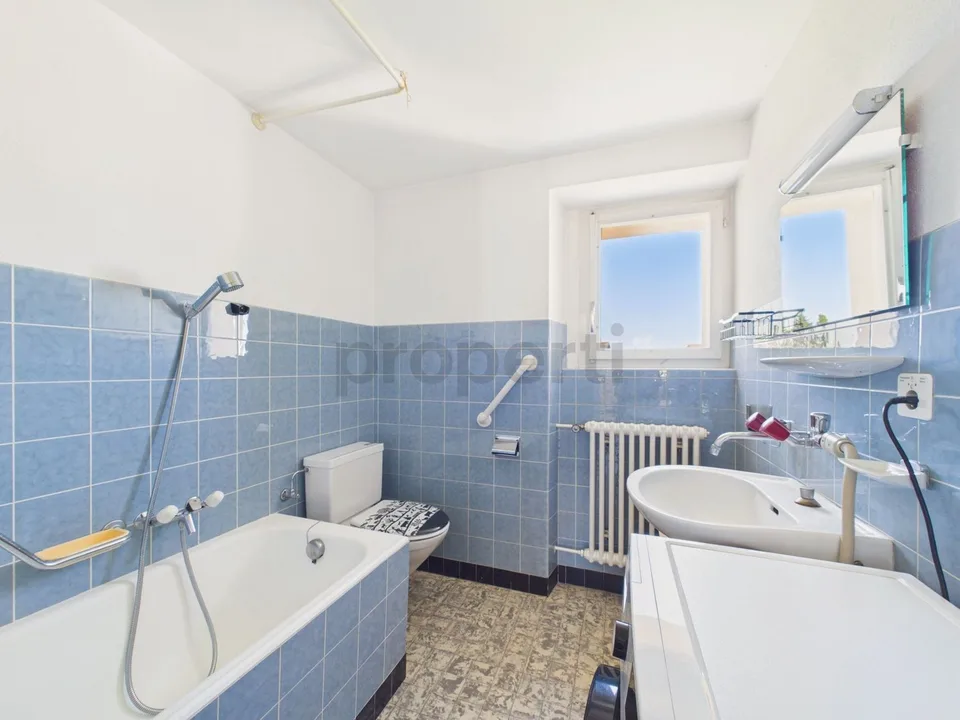 Elegantes Mehrfamilienhaus mit 4 Wohnungen, Keller und Parkplatz, Basse-Vendline