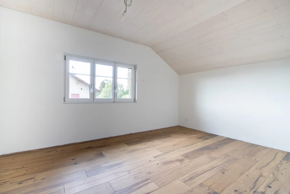 Erstvermietung: Heimeliges Chalet trifft auf modernes Wohnen