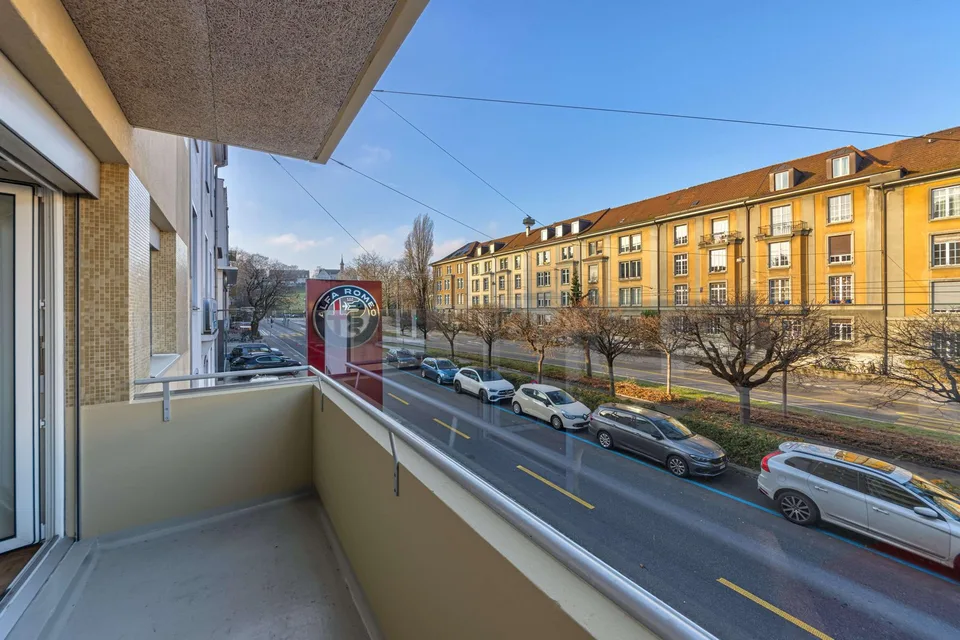 Ampio appartamento di 4,5 locali nel quartiere di Gundeldingen, vicino alla stazione SBB